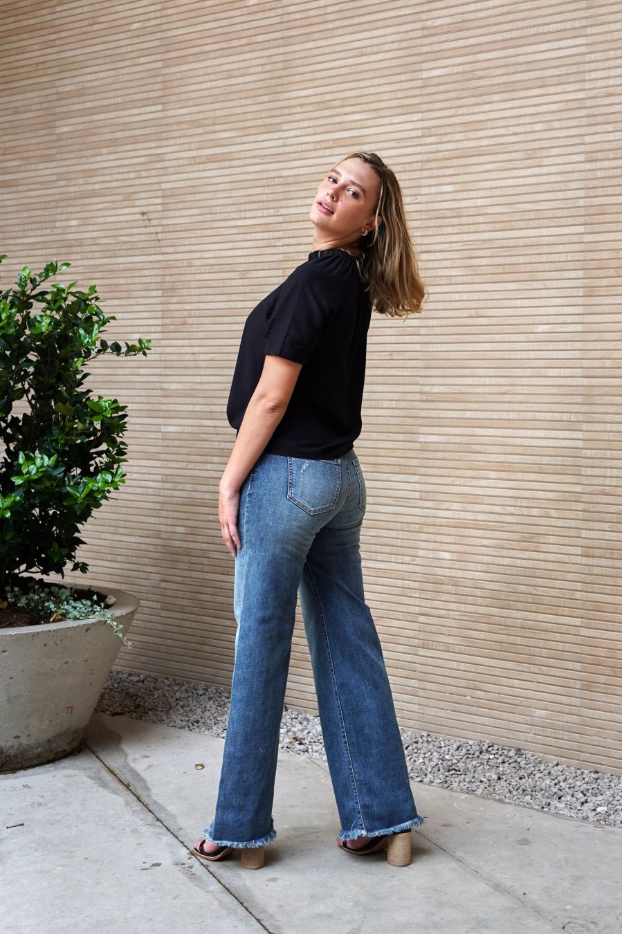 Clothing Sneak Peek Denim & Pants | 90S High Rise Denim