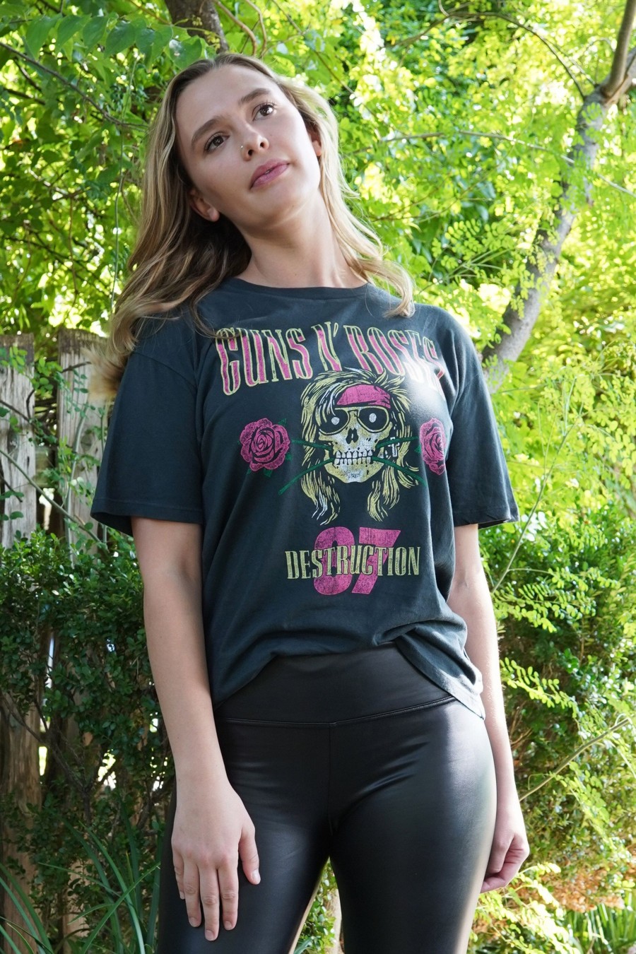 Clothing Daydreamer Graphic Tees | Guns N' Roses