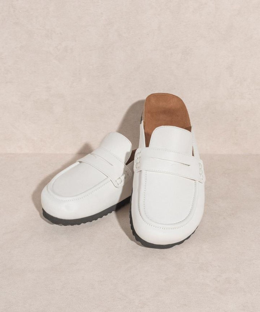 Shoes Oasis Society | The Morgan White Loafer